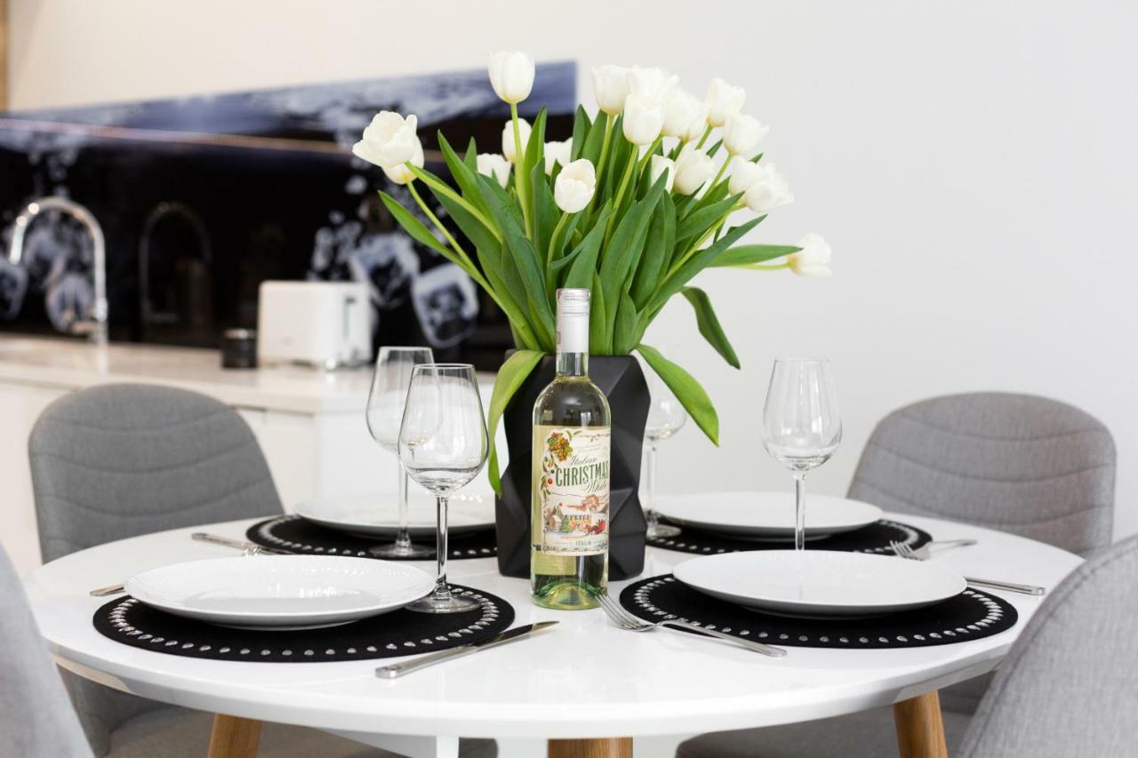 Butas Przyokopowa By Renters *